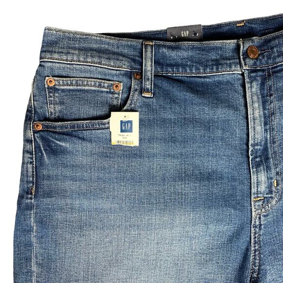 NWT GAP 4" High Rise Denim Short Size 35/20 - Picture 3 of 6